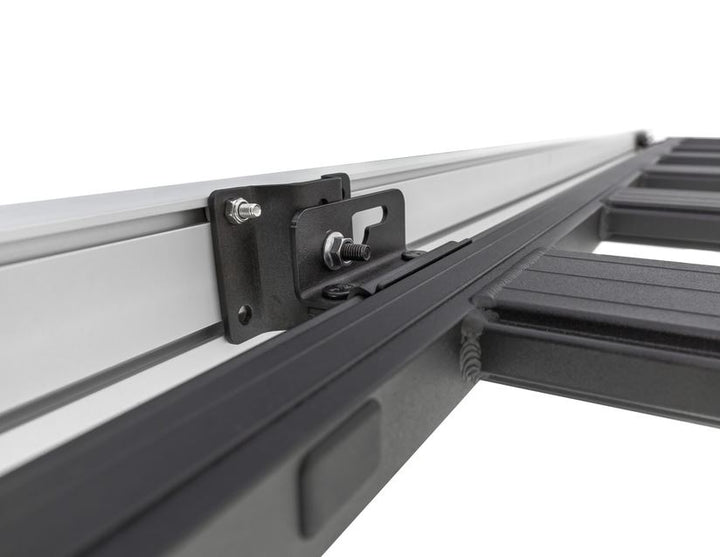 Ranger ARB* Kit staffe a sgancio rapido per fissaggio del tendalino ARB al portapacchi base