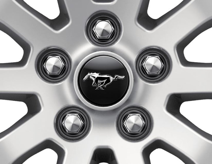 ENJOLIVEUR DE MOYEU AVEC LOGO MUSTANG
