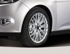 FOCUS SET DI 4 CERCHI IN LEGA CON DISPOSITIVI DI FISSAGGIO DAL 10/2014 AL 06/2019