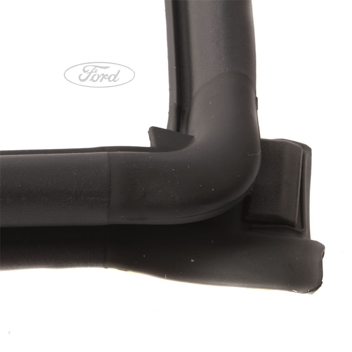 Guarnizione paraspruzzi porta anteriore originale Ford Fiesta 1781749