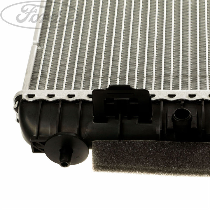 Radiatore raffredamento motore originale FORD Fiesta Mk7 Mk8 1.25 1.4  B-MAX 2029176