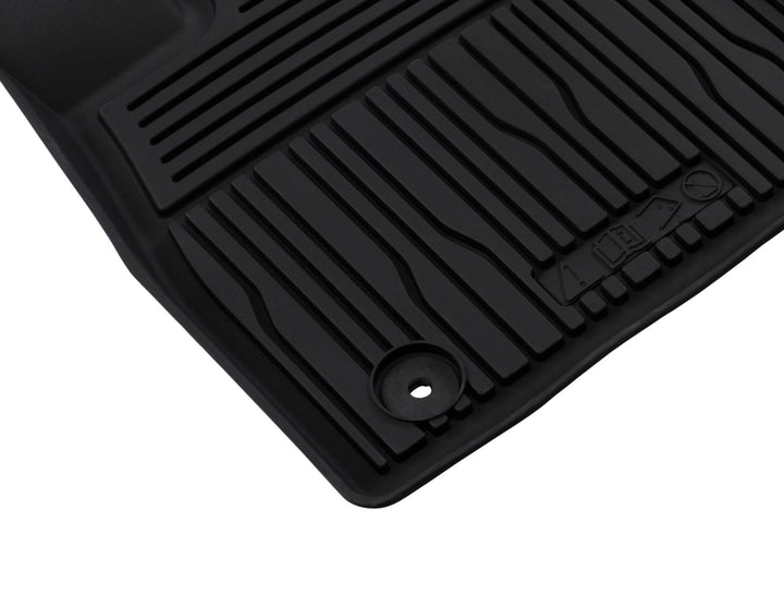 OMAC Pedane laterali per Ford Tourneo Courier V769 2023-2025 L1, argento