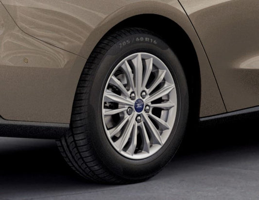 Cerchio in lega 16” 15 razze Sparkle Silver Focus 2018-2025