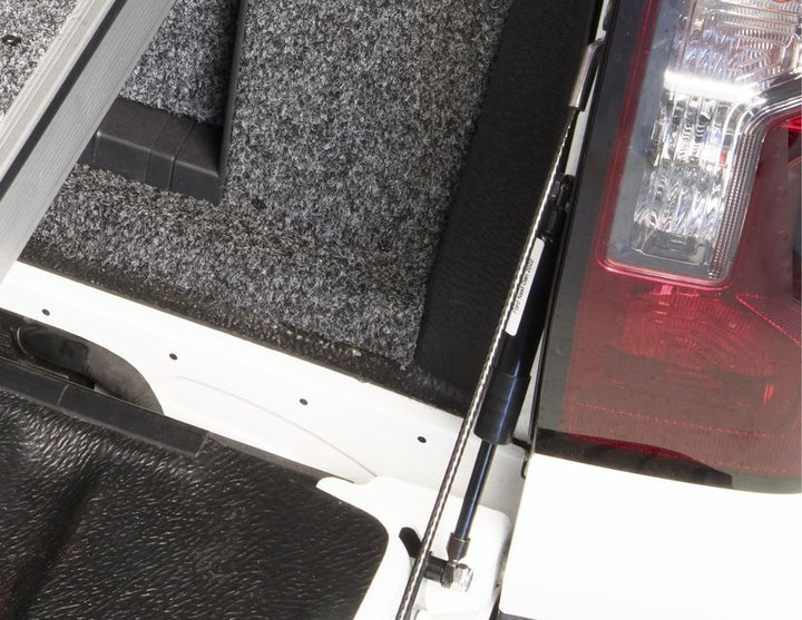 Ranger Pickup Attitude* Ammortizzatore per portellone con funzione di rilascio graduale