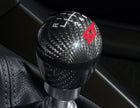 Originale Pomello del cambio Performance con logo Ford ST rosso.