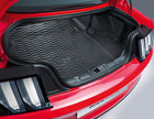 Originale Ford Mustang® Tappetino antiscivolo per vano bagagli per veicoli senza subwoofer di serie