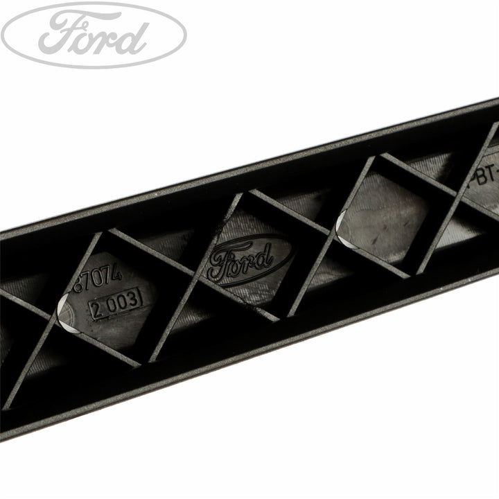 Braccio tergicristallo posteriore originale FORD Focus Kombi MK3 1786301