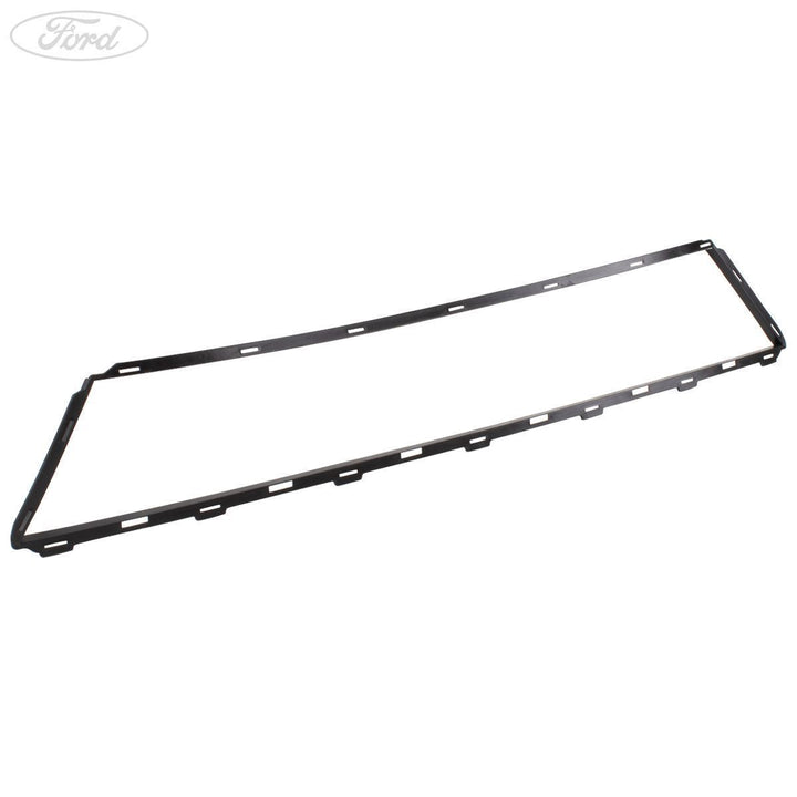 FOCUS CORNICE INFERIORE GRIGLIA PARAURTI ANTERIORE 2016-