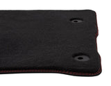 Tappetini in velluto anteriori e posteriori Ford Kuga 2020+ cuciture rosse