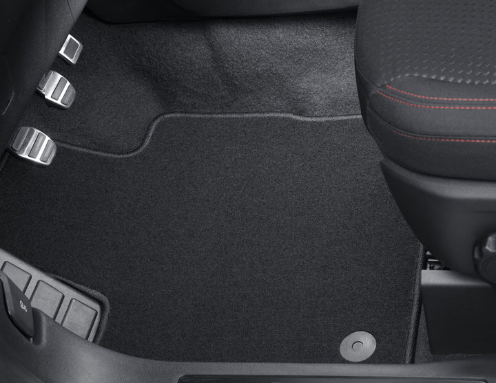 Originale Ford Kuga dal 12/2019 Tappetini,moquette standard anteriori,neri