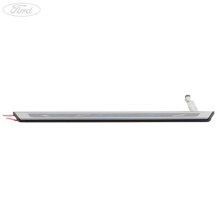 FOCUS O/S BATTITACCO PORTIERA ANTERIORE ILLUMINATO A LED 10/14-