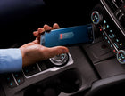 Ford Focus® ACV Kit di ricarica wireless Qi Soluzione integrata per le specifiche del veicolo