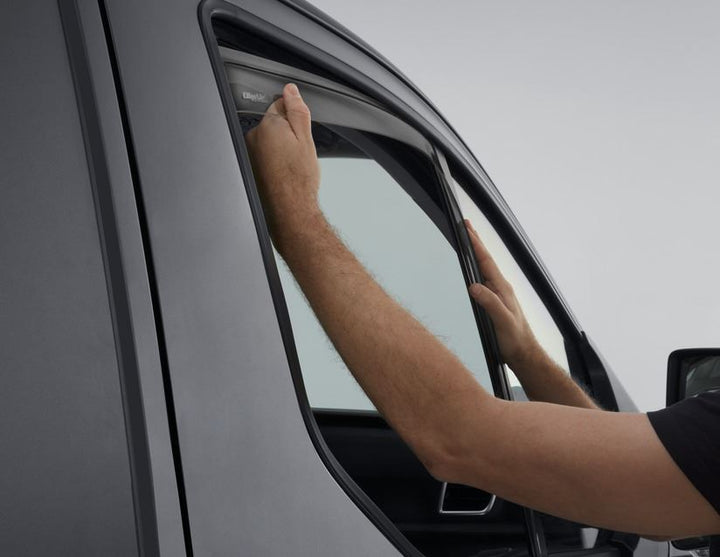 CLIMAIR®* DEFLETTORE FINESTRINO LATERALE PER FINESTRINI PORTE ANTERIORI, NERO