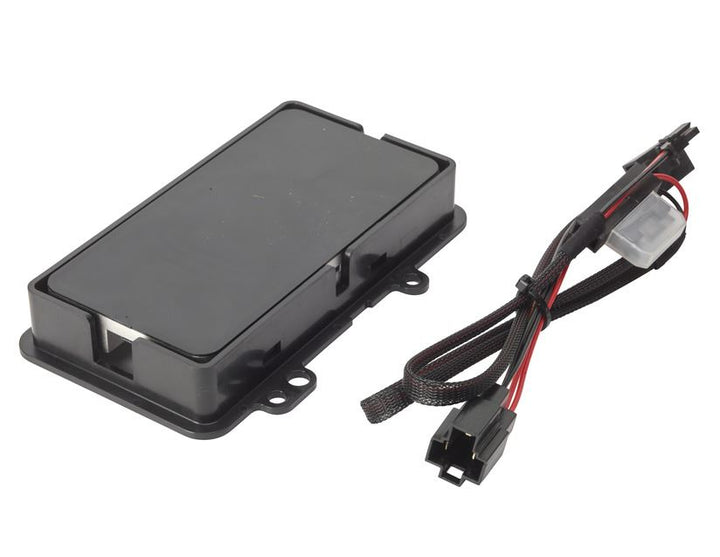 Ford Focus® ACV Kit di ricarica wireless Qi Soluzione integrata per le specifiche del veicolo