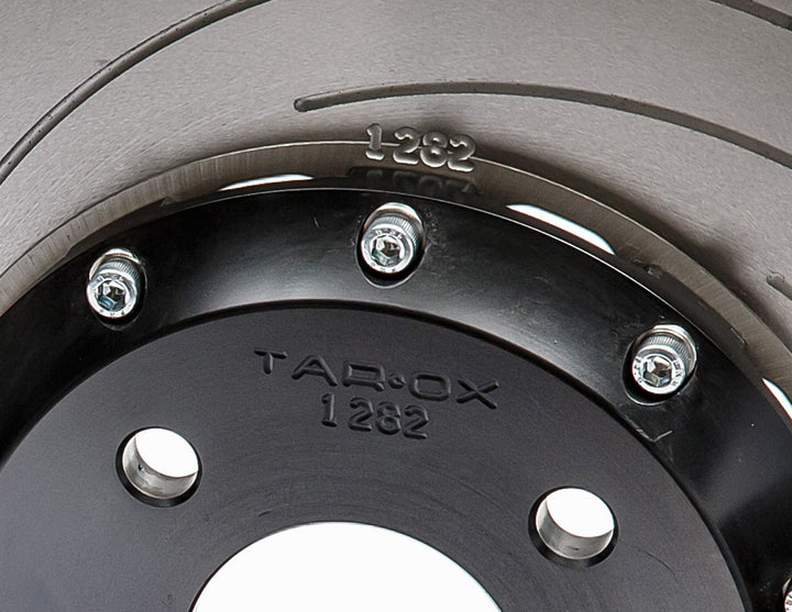 Fiesta 11/2012-06/2017 Tarox®* Kit freni anteriori maggiorato Ford Performance