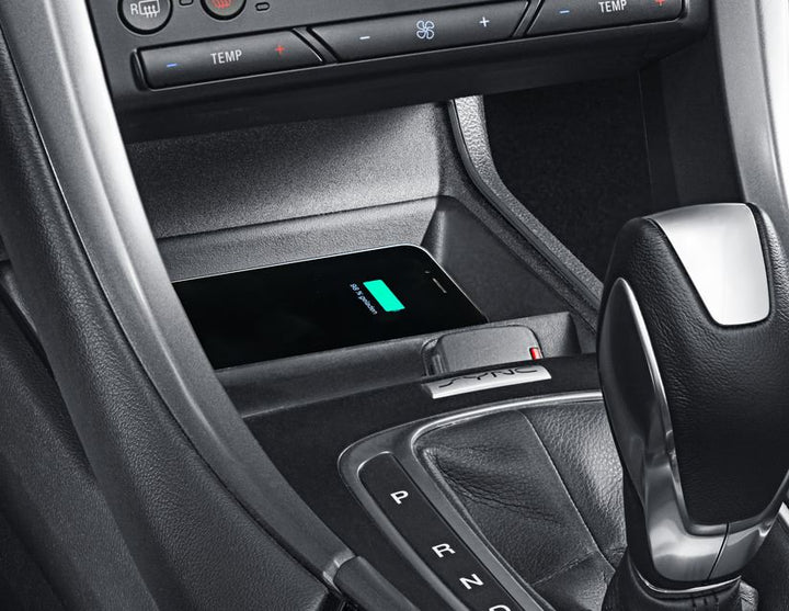 Ford Mondeo® ACV Kit di ricarica wireless Qi soluzione integrata specifiche del veicolo