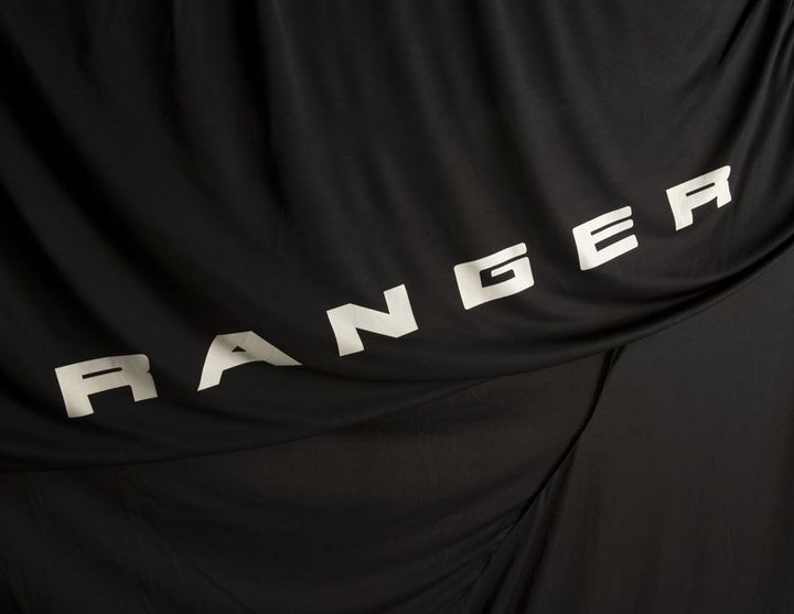 Ranger Safar* Copertura protettiva nera con ovale Ford bianco e logo Ranger