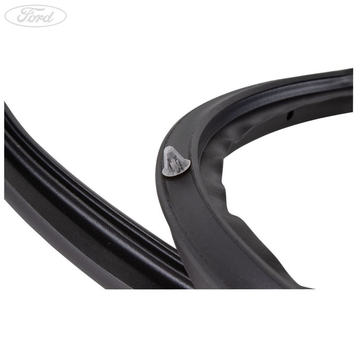 Guarnizione paraspruzzi porta anteriore originale Ford Fiesta 1781749