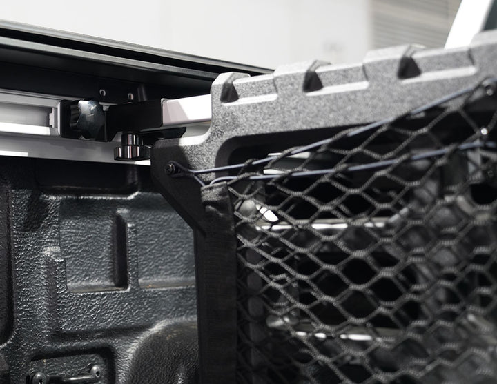 Ford Ranger® Pickup Attitude* Divisorio per cassone per veicoli con canalina a C montata in fabbrica