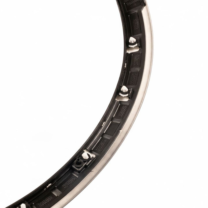 Modanatura passaruota posteriore SX da verniciare originale Ford Kuga 2020-2022 2451192