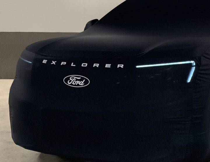 Originale Ford All-Electric Explorer Copertura protettiva Premium nera con ovale Ford bianco e logo Explorer